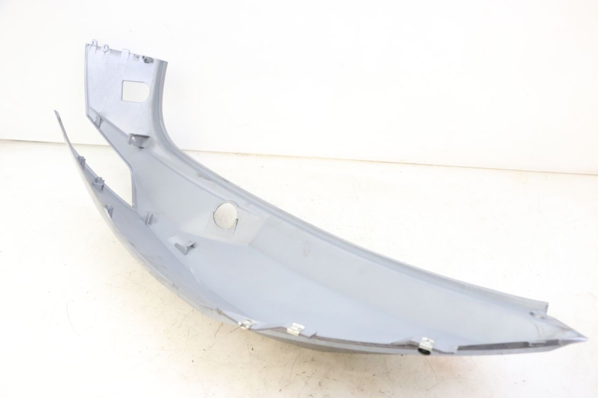 photo de CARENA POSTERIORE SINISTRA SYM JOYMAX 125 (2010 - 2017) - Zoom sullo stato d'uso