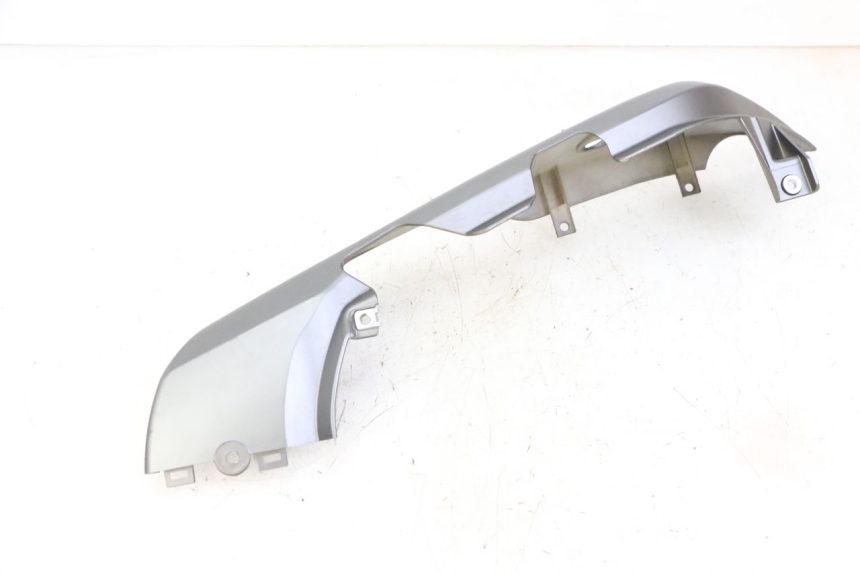 photo de CARENA POSTERIORE SINISTRA KIDEN KD125-G 125 (2018 - 2022) - Stato della superficie e materiale