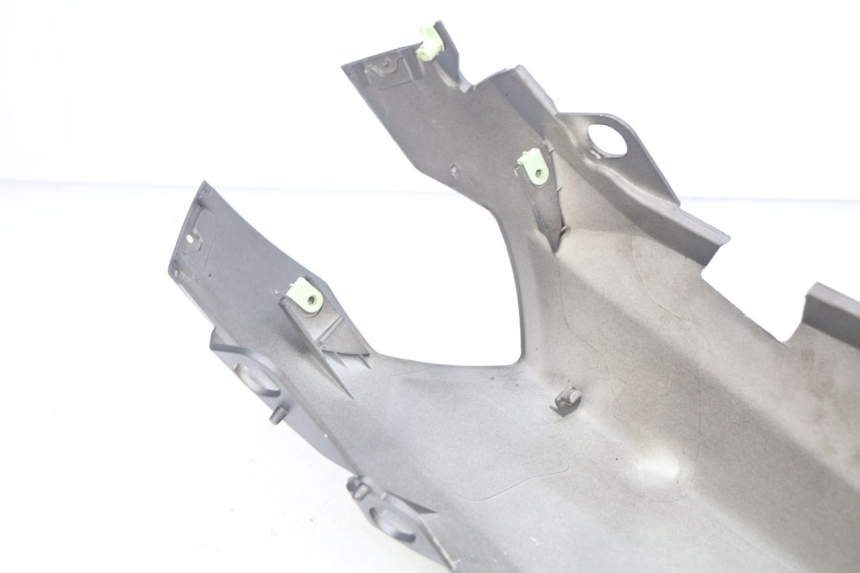 photo de FLANC POSTERIORE SINISTRO PEUGEOT KISBEE 2T 50 (2010 - 2017) - Primo piano tecnico