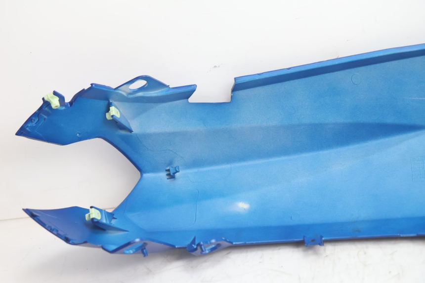photo de CARENA POSTERIORE SINISTRA PEUGEOT KISBEE 2T 50 (2018 - 2022) - Ricambio usato controllato
