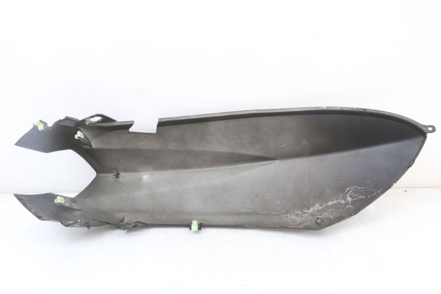 photo de FLANC POSTERIORE SINISTRO PEUGEOT KISBEE 4T 50 (2018 - 2022) - Primo piano tecnico