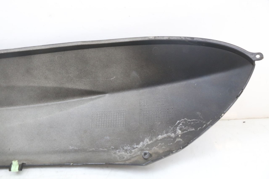 photo de FLANC POSTERIORE SINISTRO PEUGEOT KISBEE 4T 50 (2018 - 2022) - Dettagli dei punti di fissaggio