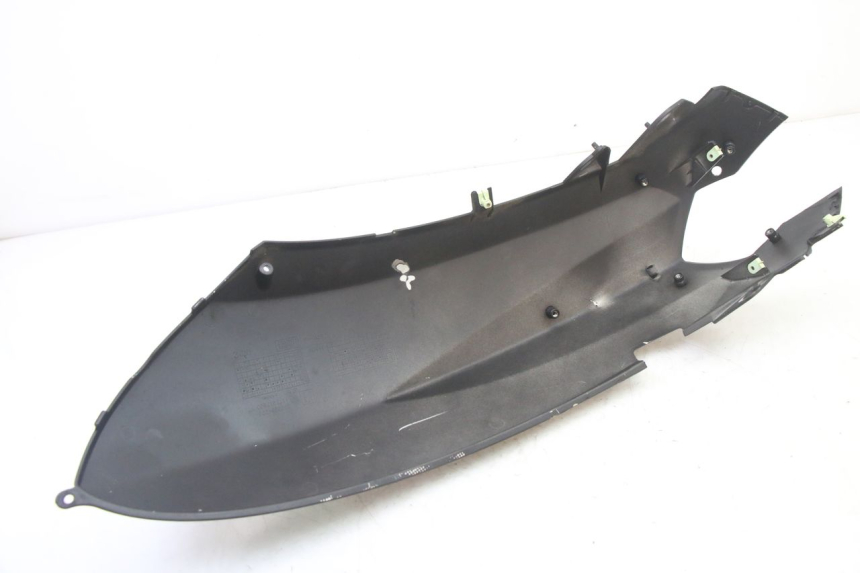 photo de FLANC POSTERIORE SINISTRO PEUGEOT KISBEE 4T 50 (2018 - 2022) - Dettagli dei punti di fissaggio