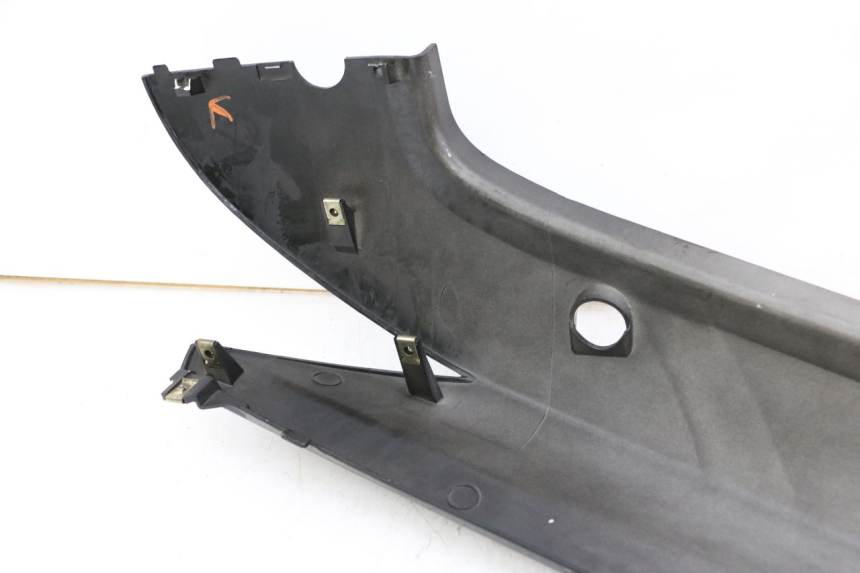 photo de CARENA POSTERIORE SINISTRA KYMCO PEOPLE S 125 (2000 - 2008) - Altra angolazione