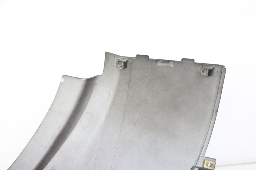 photo de CARENA POSTERIORE SINISTRA KYMCO PEOPLE S 125 (2000 - 2008) - Stato della superficie e materiale