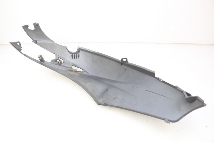 photo de FLANC POSTERIORE SINISTRO PIAGGIO LIBERTY IGET 4T 50 (2015 - 2020) - Zoom sullo stato d'uso