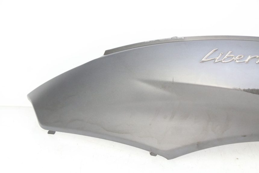 photo de FLANC POSTERIORE SINISTRO PIAGGIO LIBERTY IGET 4T 50 (2015 - 2020) - Stato della superficie e materiale