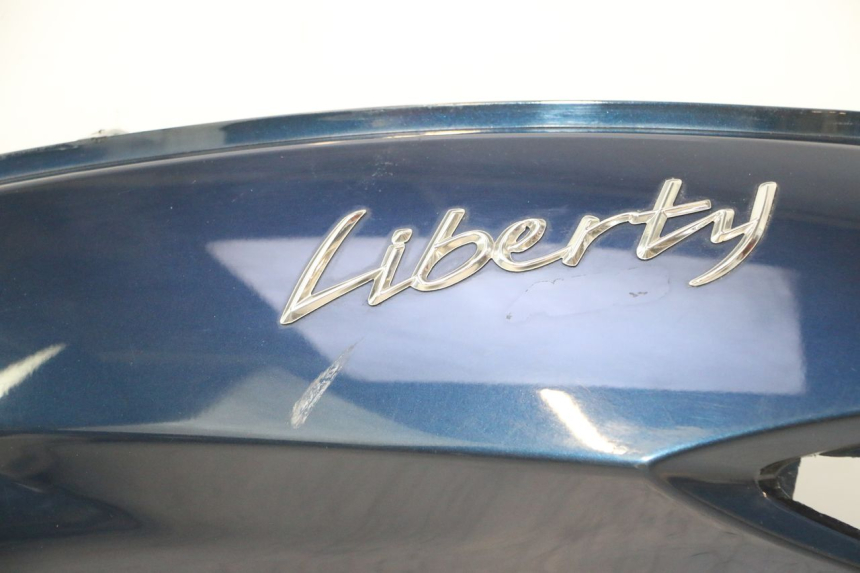 photo de FLANC POSTERIORE SINISTRO PIAGGIO LIBERTY IGET 4T 50 (2015 - 2020) - Caratteristiche distintive