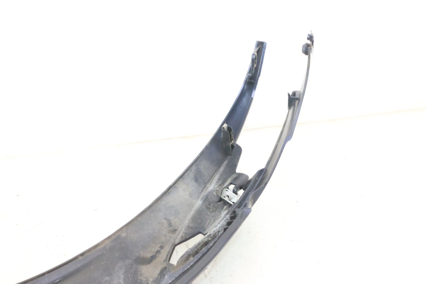 photo de FLANC POSTERIORE SINISTRO PIAGGIO LIBERTY IGET 4T 50 (2015 - 2020) - Primo piano tecnico