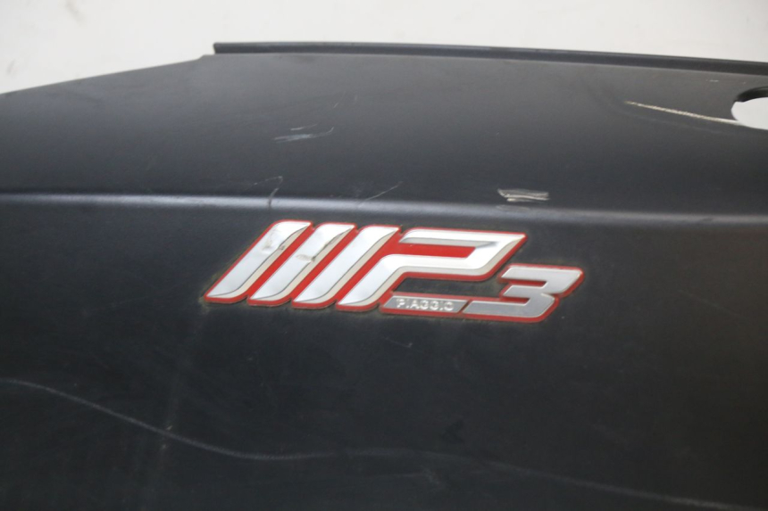 photo de CARENA POSTERIORE SINISTRA PIAGGIO MP3 HPE 350 (2018 - 2020) - Altra angolazione