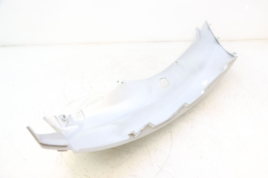 photo de CARENA POSTERIORE SINISTRA PIAGGIO MP3 LT 300 (2010 - 2016) - Altra angolazione