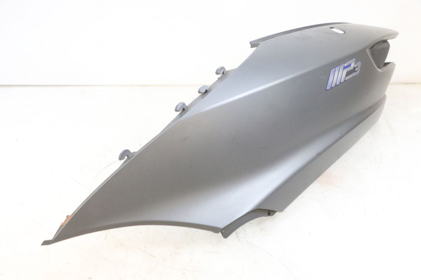 photo de CARENA POSTERIORE SINISTRA PIAGGIO MP3 500 (2016 - 2018) - Primo piano ad alta risoluzione