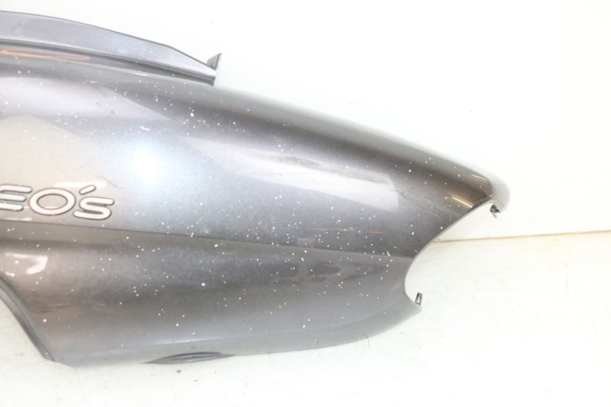 photo de CARENA POSTERIORE SINISTRA YAMAHA NEO'S NEOS 2T 50 (1998 - 2007) - Primo piano ad alta risoluzione