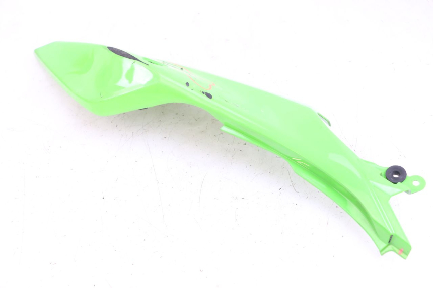 photo de CARENA POSTERIORE SINISTRA KAWASAKI NINJA 400 (2018 - 2023) - Stato della superficie e materiale