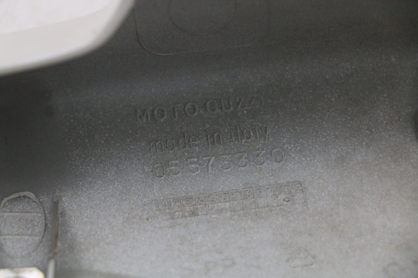 photo de CARENA POSTERIORE SINISTRA MOTO GUZZI NORGE 8V GT 1200 (2011 - 2016) - Ricambio usato controllato