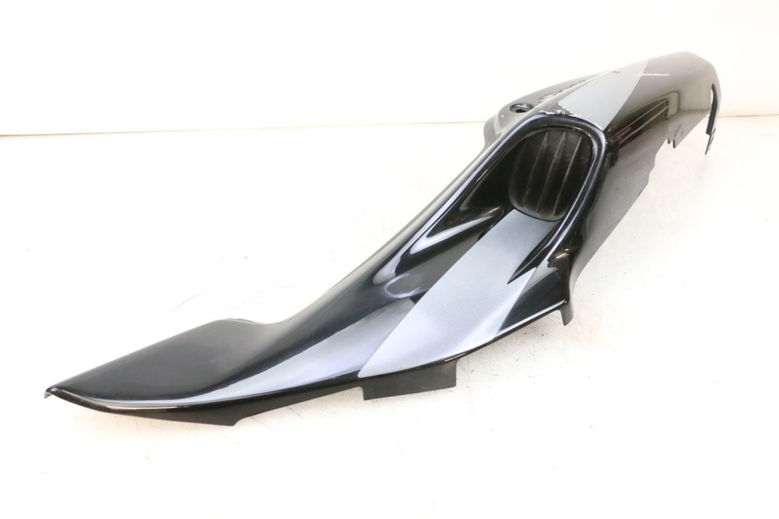 photo de CARENA POSTERIORE SINISTRA HONDA NSR R 125 (1994 - 2003) - Primo piano ad alta risoluzione