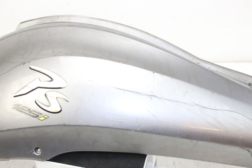photo de FLANC POSTERIORE SINISTRO HONDA PES PS I 125 (2006 - 2012) - Primo piano tecnico