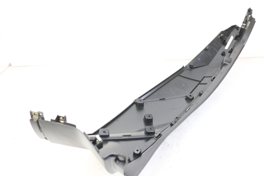 photo de FLANC POSTERIORE SINISTRO PEUGEOT TWEET 4T 50 (2023 - 2025) - Zoom sullo stato d'uso