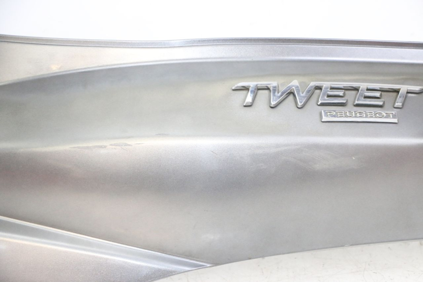 photo de FLANC POSTERIORE SINISTRO PEUGEOT TWEET 4T 50 (2014 - 2019) - Caratteristiche distintive