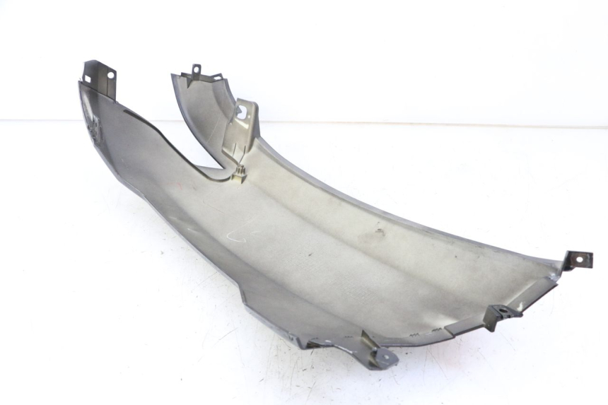 photo de CARENA POSTERIORE SINISTRA PEUGEOT VIVACITY 125 (2010 - 2017) - Altra angolazione