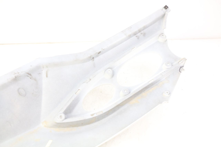 photo de FLANC POSTERIORE SINISTRO DAELIM S3 125 (2010 - 2017) - Altra angolazione