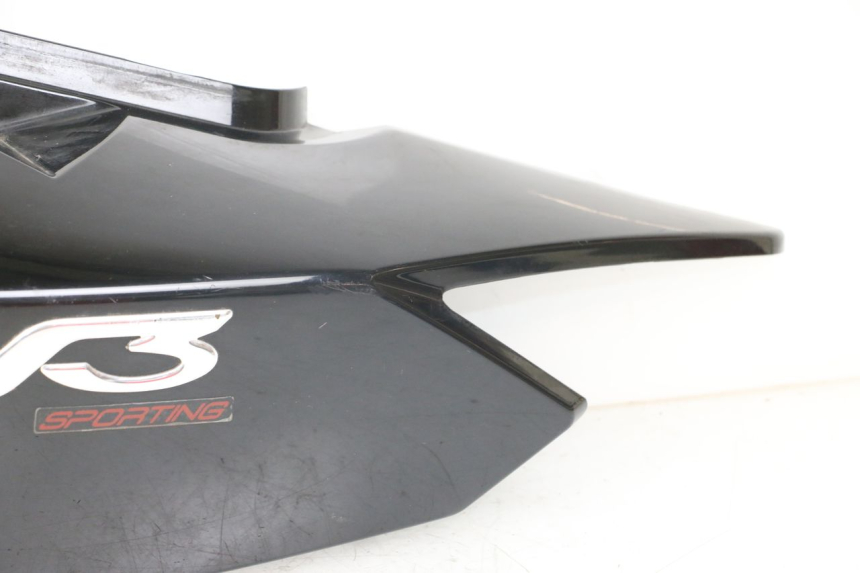 photo de FLANC POSTERIORE SINISTRO DAELIM S3 125 (2010 - 2017) - Caratteristiche distintive