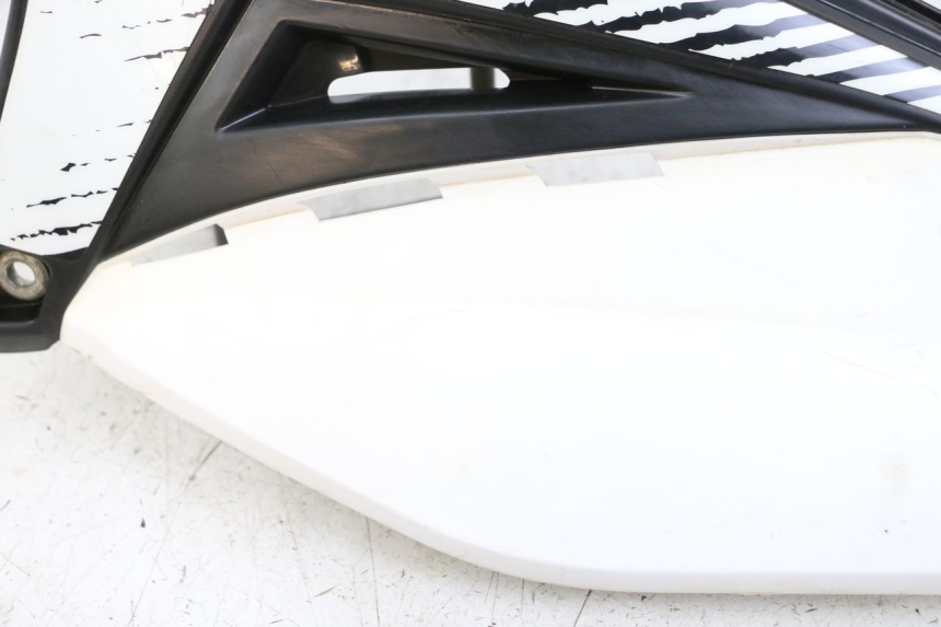 photo de CARENA POSTERIORE SINISTRA SHERCO SM-R 50 (2013 - 2017) - Zoom sullo stato d'uso