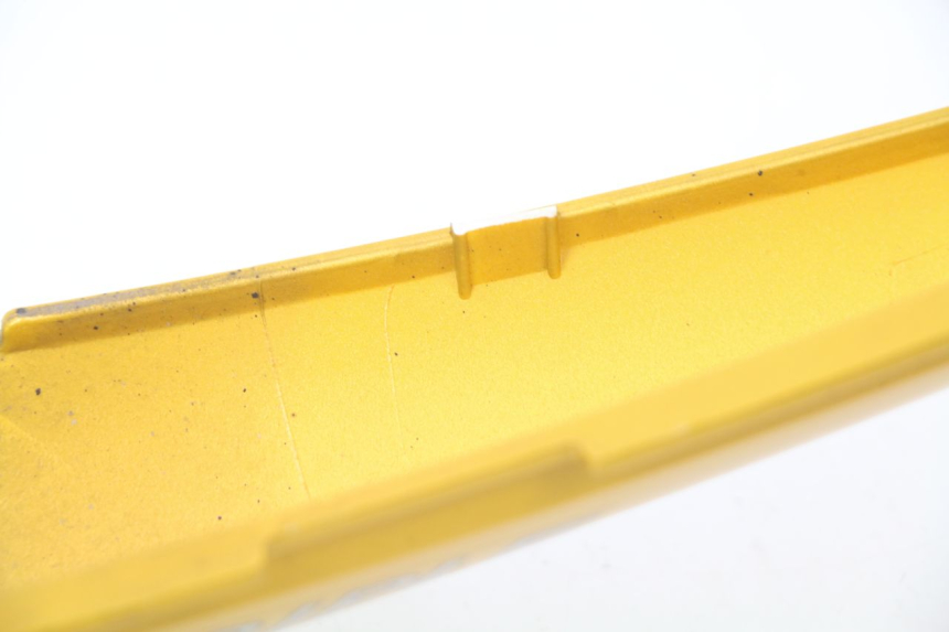 photo de CARENA POSTERIORE SINISTRA TRIUMPH SPEED TRIPLE 1050 (2005 - 2007) - Zoom sullo stato d'uso