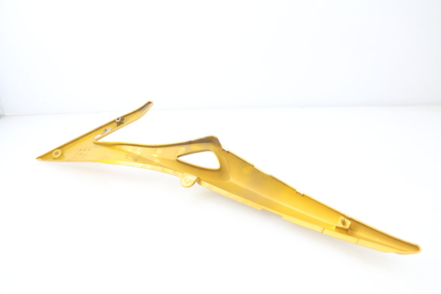 photo de CARENA POSTERIORE SINISTRA TRIUMPH SPEED TRIPLE 1050 (2005 - 2007) - Primo piano tecnico