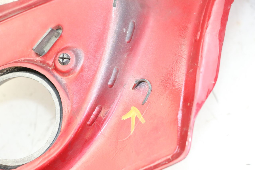 photo de CARENA POSTERIORE SINISTRA TRIUMPH SPRINT 900 (1995 - 1998) - Zoom sullo stato d'uso