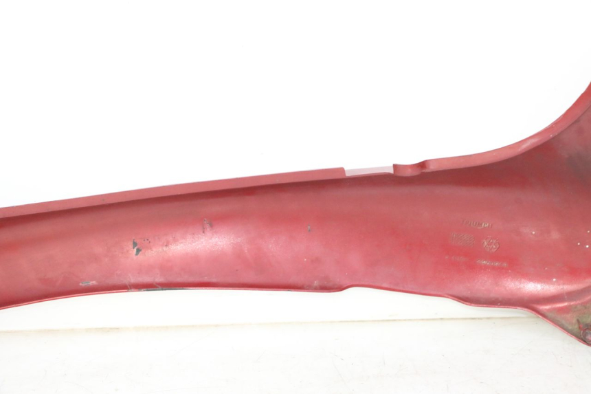 photo de CARENA POSTERIORE SINISTRA TRIUMPH SPRINT 900 (1995 - 1998) - Stato della superficie e materiale