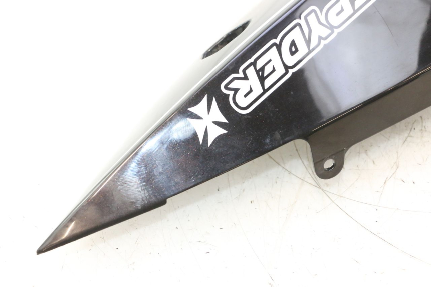 photo de CARENA POSTERIORE SINISTRA CAN-AM SPYDER RS 1000 (2008 - 2012) - Foto prodotto supplementare