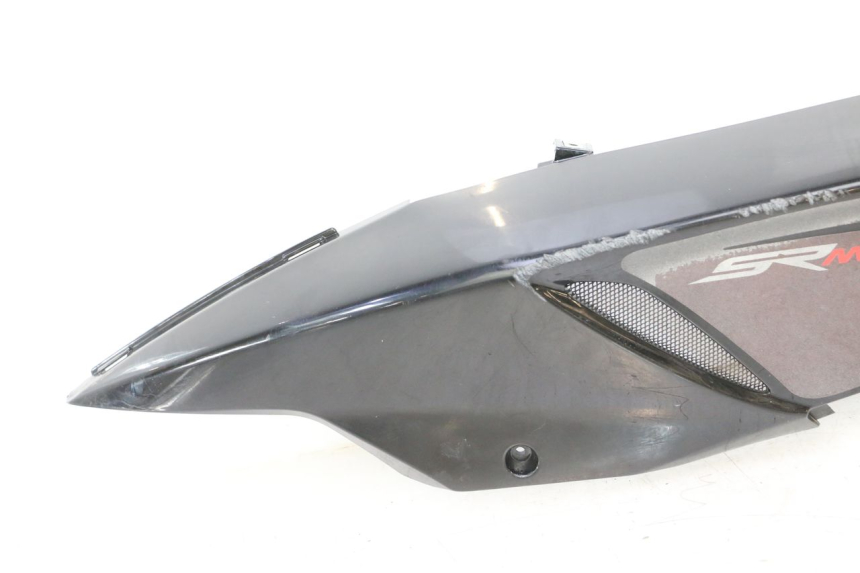 photo de CARENA POSTERIORE SINISTRA APRILIA SR MOTARD 50 (2012 - 2018) - Dettaglio del componente