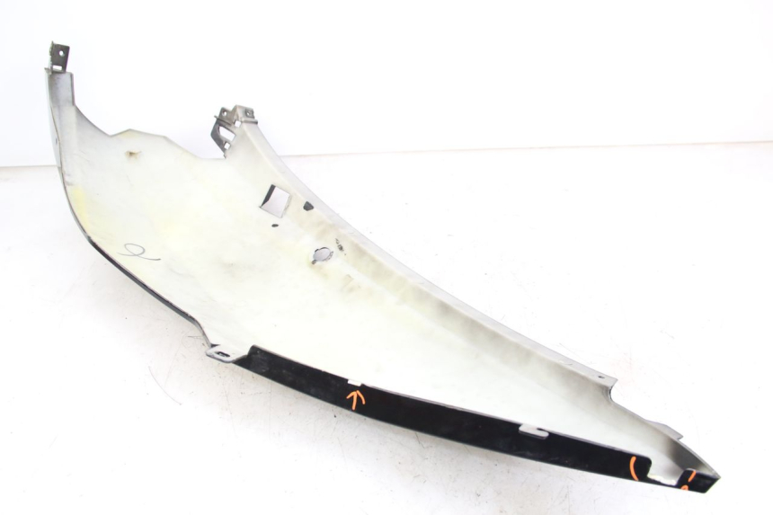 photo de CARENA POSTERIORE SINISTRA RAZZO STEED 125 (2012 - 2018) - Dettaglio del componente