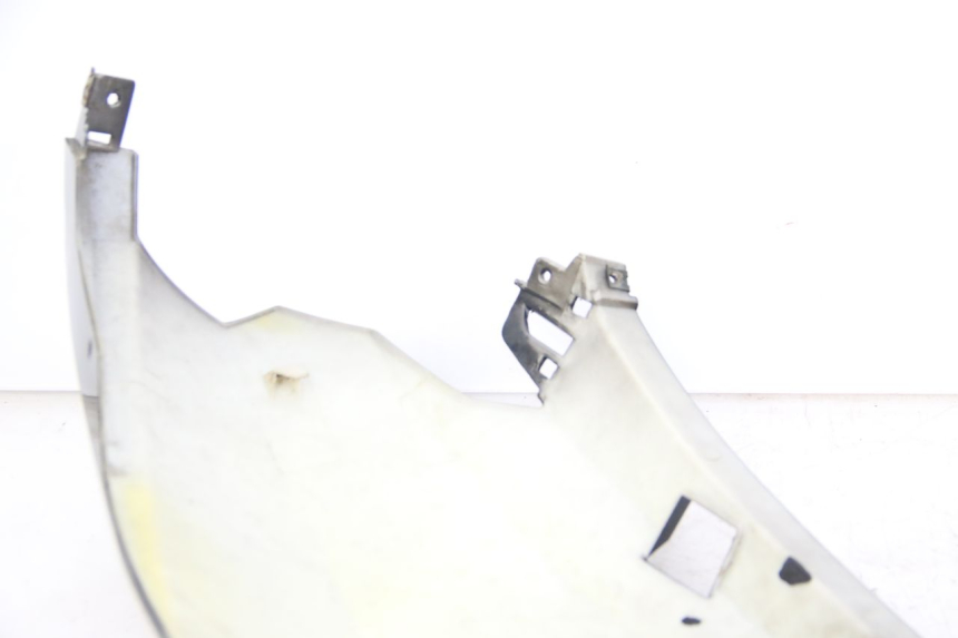 photo de CARENA POSTERIORE SINISTRA RAZZO STEED 125 (2012 - 2018) - Zoom sullo stato d'uso
