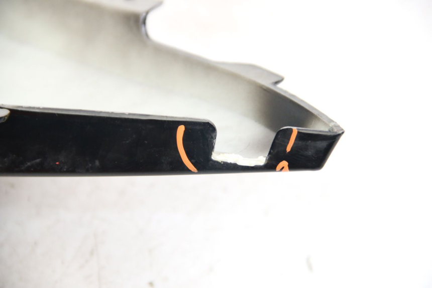 photo de CARENA POSTERIORE SINISTRA RAZZO STEED 125 (2012 - 2018) - Primo piano tecnico
