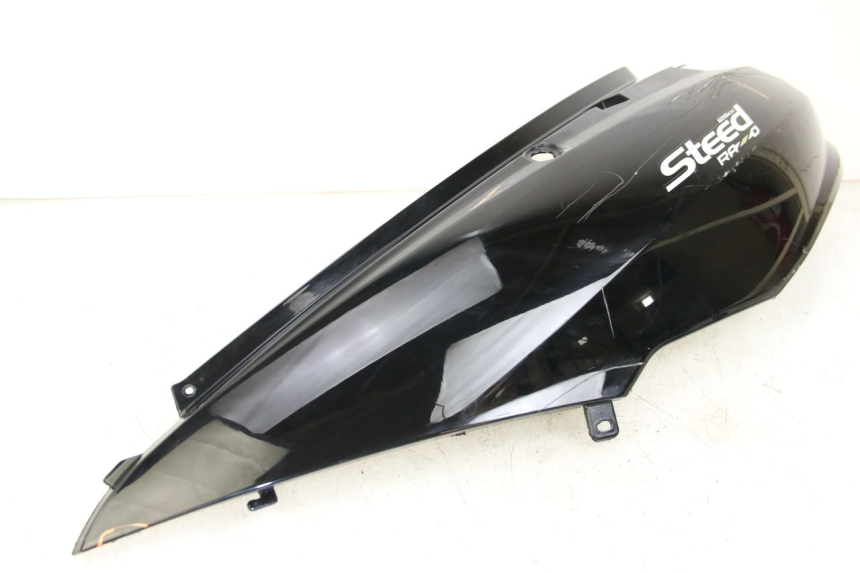 photo de CARENA POSTERIORE SINISTRA RAZZO STEED 125 (2012 - 2018) - Marcature e riferimenti originali