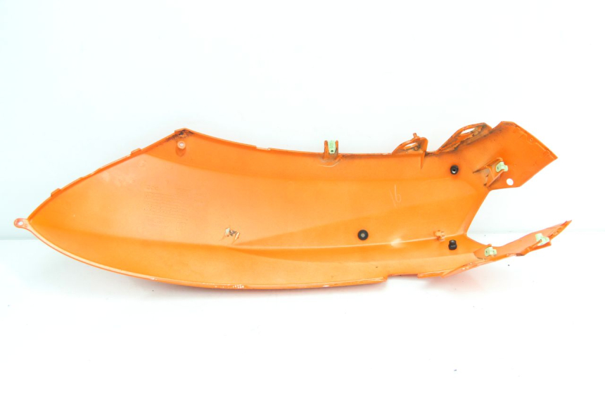 photo de CARENA POSTERIORE SINISTRA PEUGEOT STREETZONE 2T 50 (2014 - 2019) - Altra angolazione