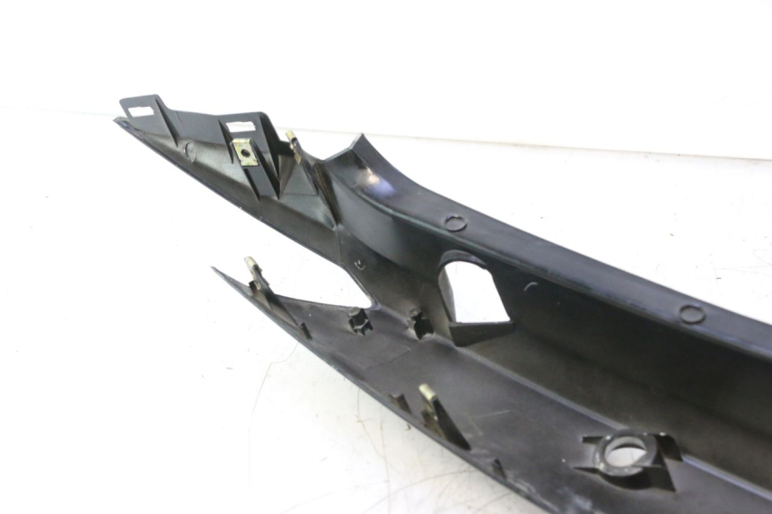 photo de CARENA POSTERIORE SINISTRA KYMCO SUPER 8 2T 50 (2007 - 2013) - Ispezione visiva dettagliata