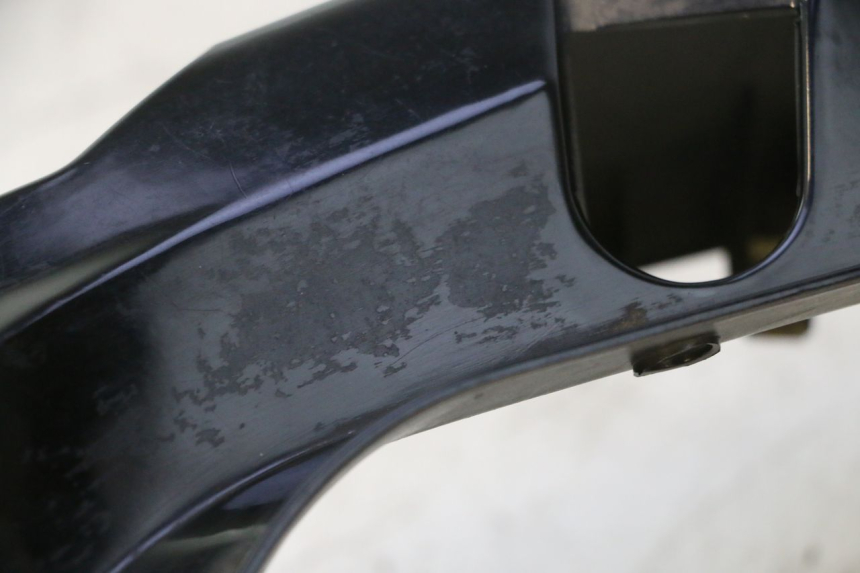 photo de CARENA POSTERIORE SINISTRA KYMCO SUPER 8 2T 50 (2007 - 2013) - Zoom qualità usato