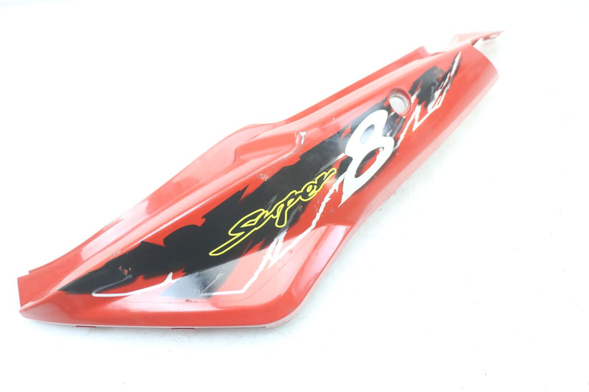 photo de CARENA POSTERIORE SINISTRA KYMCO SUPER 8 125 (2008 - 2015) - Dettaglio del componente
