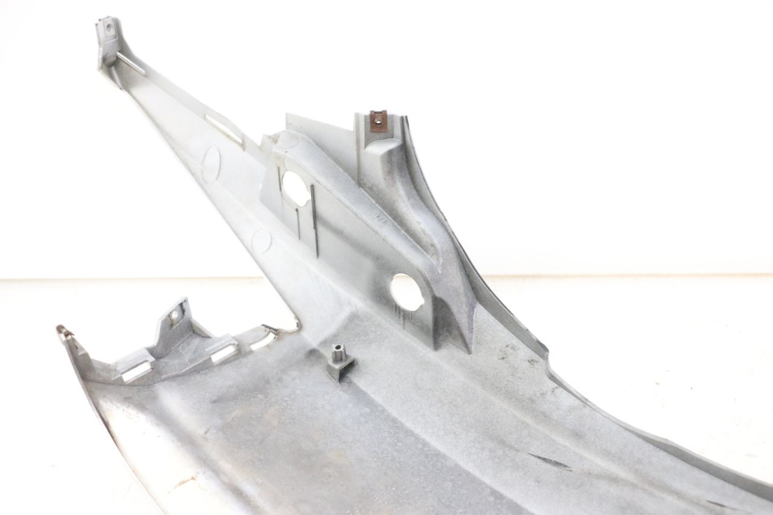 photo de CARENA POSTERIORE SINISTRA SUZUKI BURGMAN 125 (2007 - 2014) - Dettaglio del componente