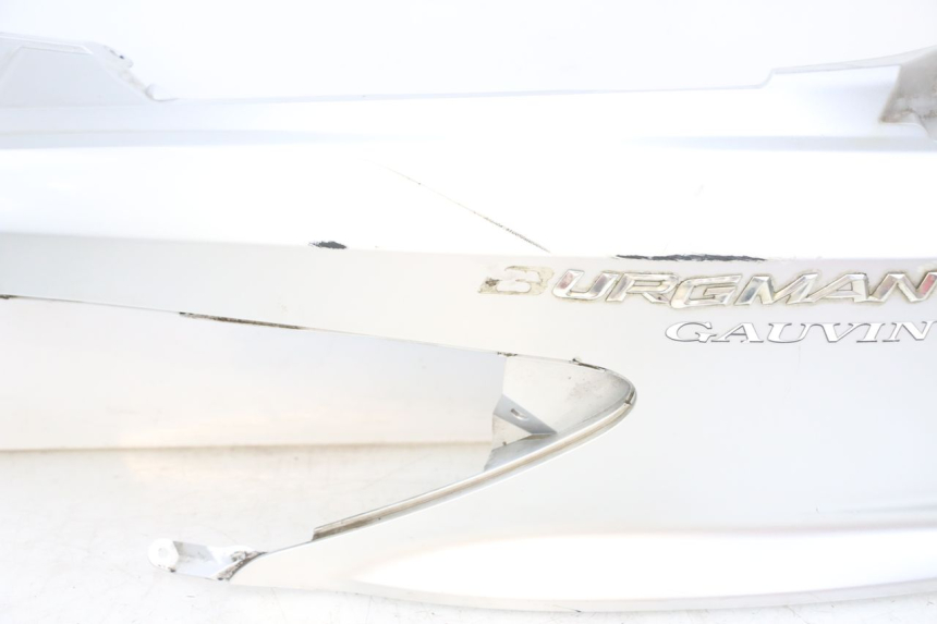 photo de CARENA POSTERIORE SINISTRA SUZUKI BURGMAN 125 (2007 - 2014) - Primo piano ad alta risoluzione