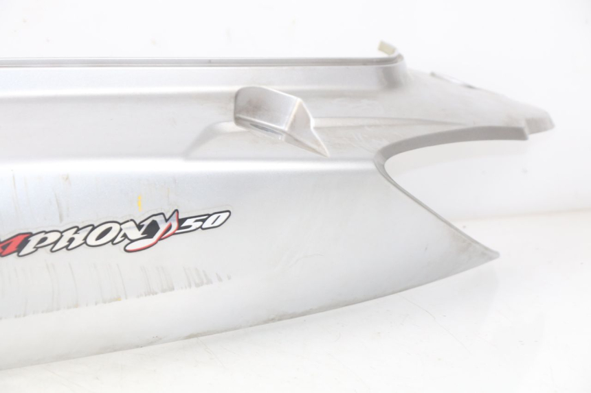 photo de PARAFANGO POSTERIORE SINISTRO SYM SYMPHONY 50 (2009 - 2015) - Caratteristiche distintive