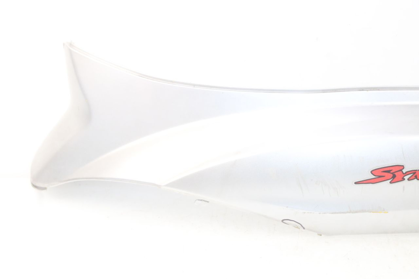 photo de PARAFANGO POSTERIORE SINISTRO SYM SYMPHONY 50 (2009 - 2015) - Marcature e riferimenti originali