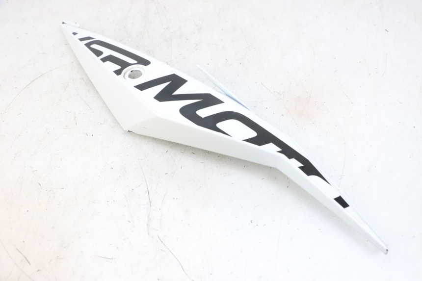 photo de CARENA POSTERIORE SINISTRA KSR TR SM 50 (2015 - 2018) - Dettagli dei punti di fissaggio