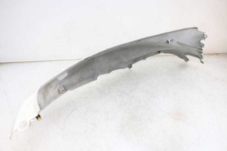 photo de CARENA POSTERIORE SINISTRA PEUGEOT TWEET PRO EFI 4T 50 (2021 - 2022) - Altra vista dell'articolo