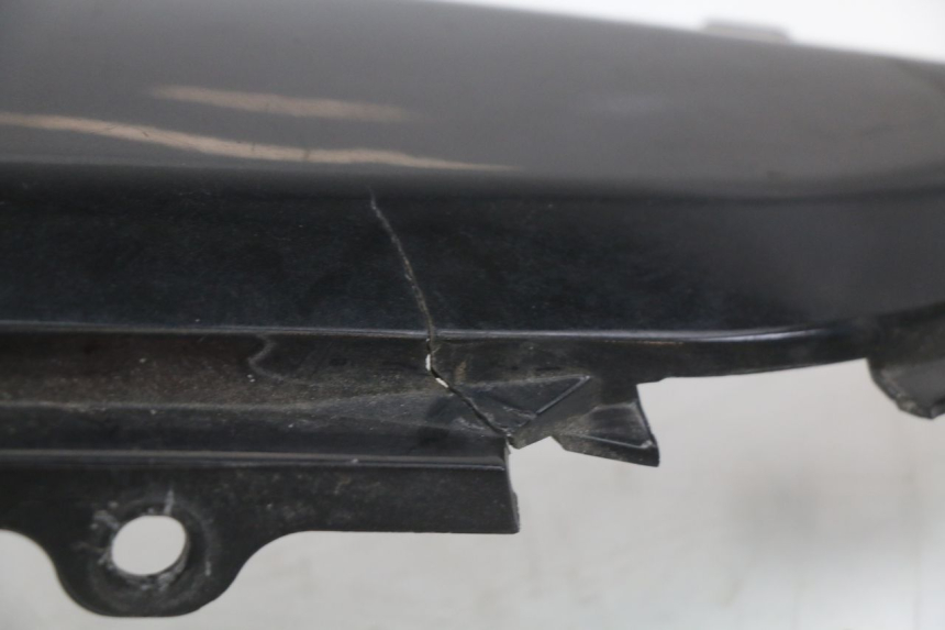 photo de PARAFANGO POSTERIORE SINISTRO SUZUKI UH BURGMAN 125 (2002 - 2006) - Vista d'insieme del prodotto