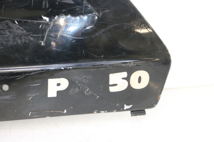 photo de CARENA POSTERIORE SINISTRA PIAGGIO VESPA PK FL 2T 50 (1990 - 1996) - Caratteristiche distintive
