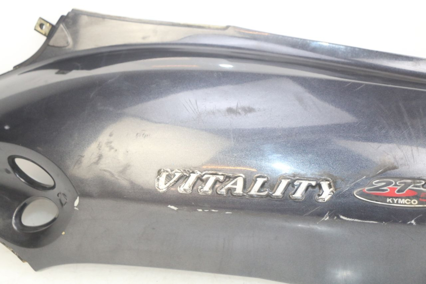 photo de FLANC POSTERIORE SINISTRO KYMCO VITALITY 2T 50 (2004 - 2010) - Altra vista dell'articolo